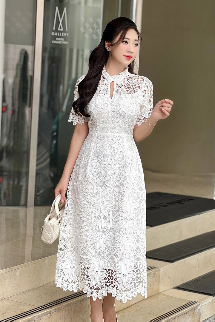 Những mẫu váy không thể thiếu của mùa thu cho nàng công sở tỏa sáng - Ảnh 5. Những mẫu váy không thể thiếu của mùa thu cho nàng công sở tỏa sáng - Ảnh 5.
