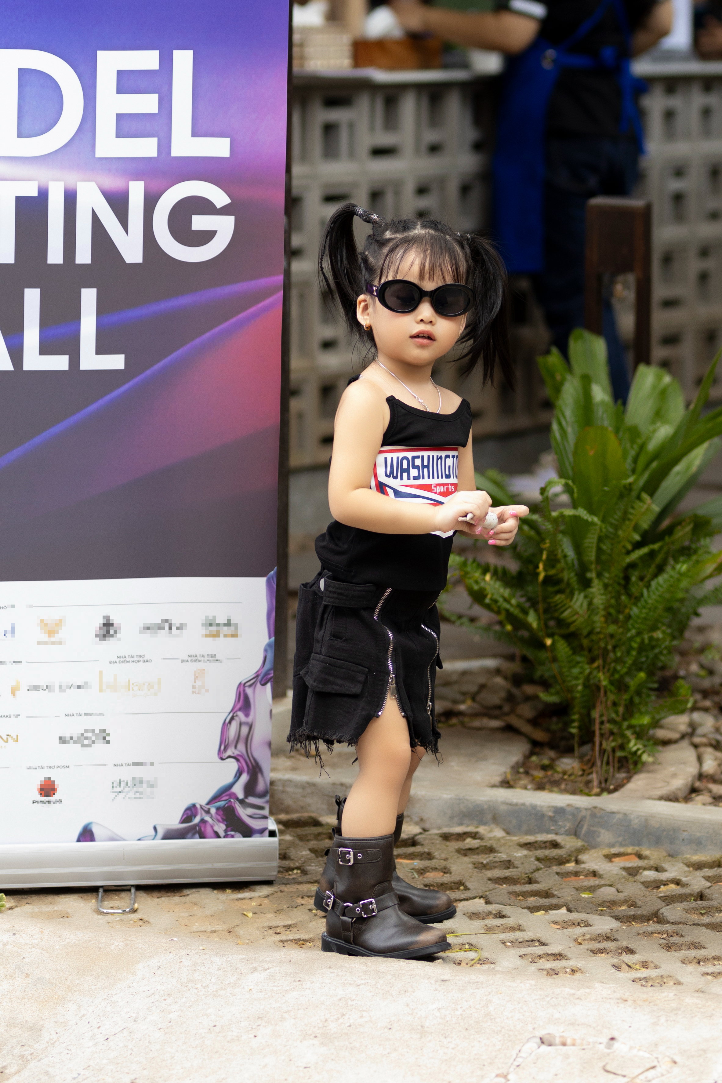 Cherry Phạm - Mẫu nhí 2,5 tuổi gây chú ý tại Vietnam International Sea Festival - Ảnh 1. Cherry Phạm - Mẫu nhí 2,5 tuổi gây chú ý tại Vietnam International Sea Festival - Ảnh 1.